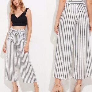 ZARA Casual White Black Stripe Boho Wide Leg Capri Style Size XSmall